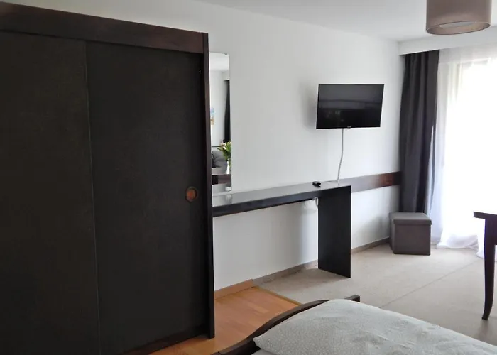 Free Apartment - Burgblick